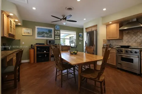 2048 SW 27th Avenue Fort Lauderdale FL 33312