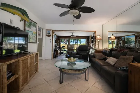 2048 SW 27th Avenue Fort Lauderdale FL 33312