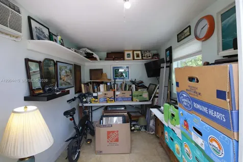 2048 SW 27th Avenue Fort Lauderdale FL 33312
