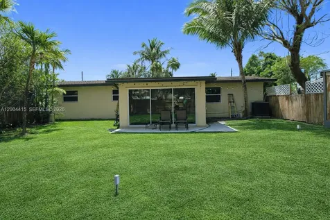 2048 SW 27th Avenue Fort Lauderdale FL 33312