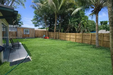 2048 SW 27th Avenue Fort Lauderdale FL 33312