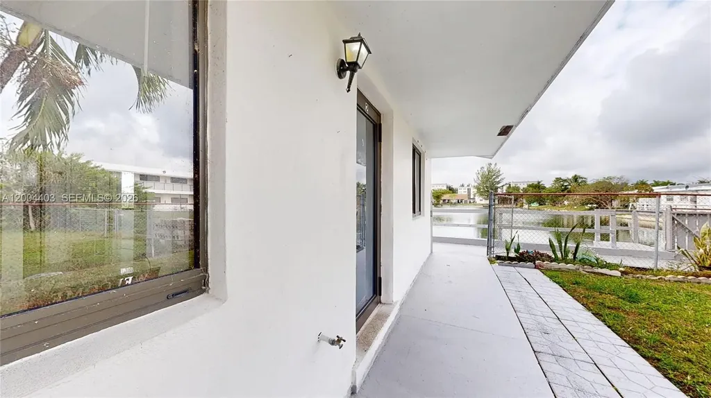 220 SW 8th Avenue Hallandale Beach FL 33009