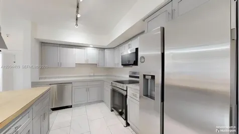 220 SW 8th Avenue Hallandale Beach FL 33009