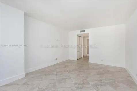 6039 Collins Avenue Miami Beach FL 33140