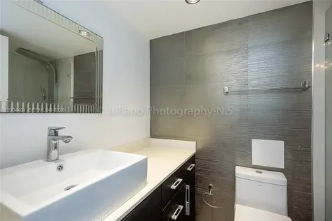 6039 Collins Avenue Miami Beach FL 33140