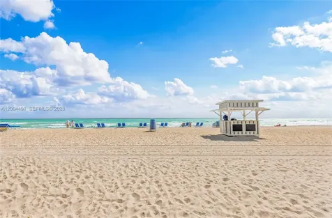 6039 Collins Avenue Miami Beach FL 33140
