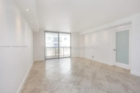 6039 Collins Avenue Miami Beach FL 33140