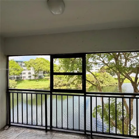 8775 Park Boulevard Miami FL 33172