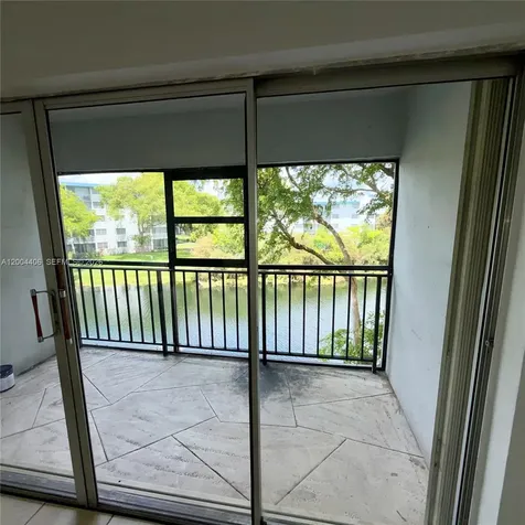 8775 Park Boulevard Miami FL 33172