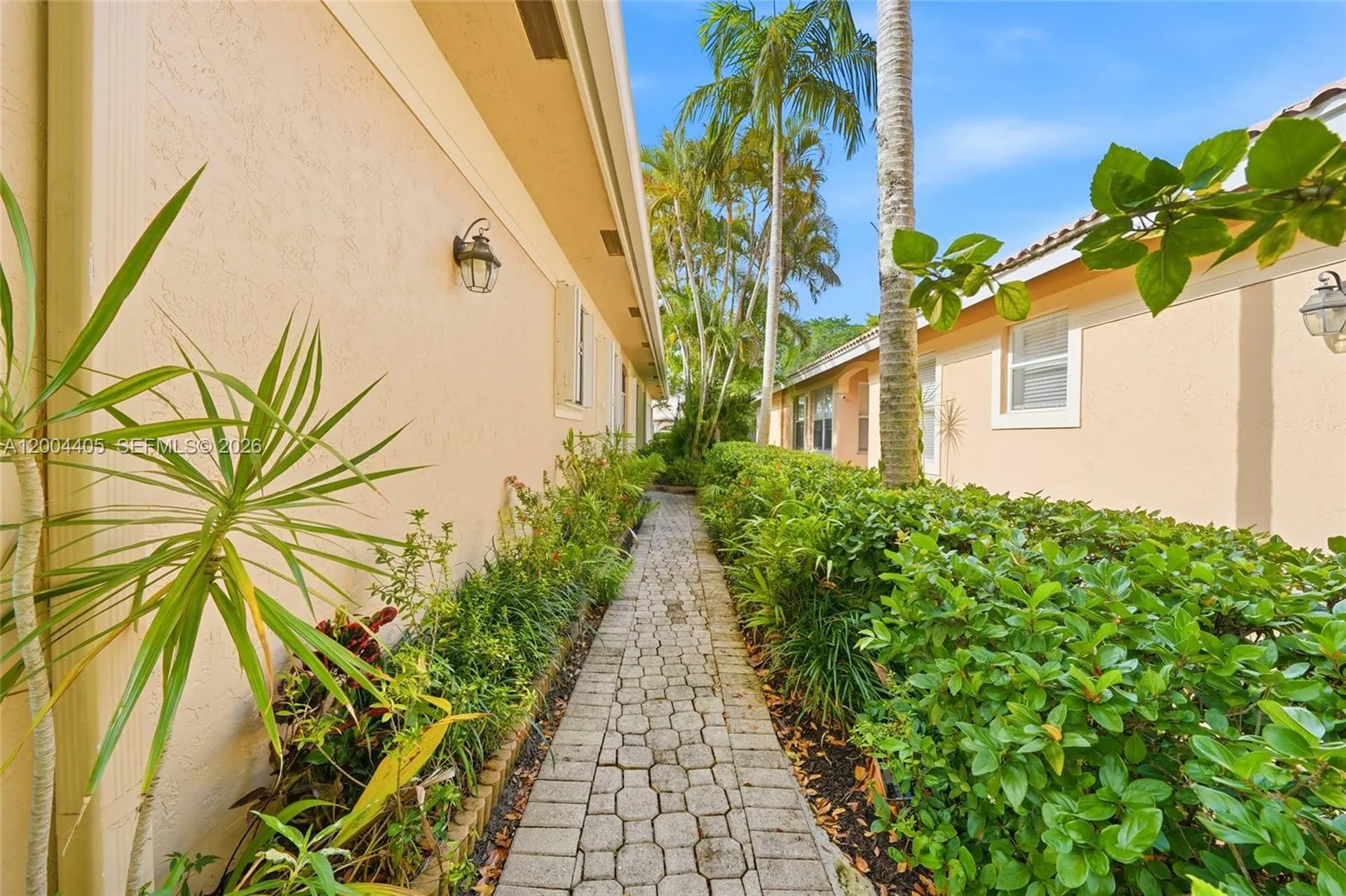 2513 Coral Trace Place Delray Beach FL 33445