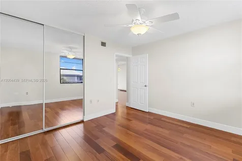 1524 Whitehall Drive Davie FL 33324