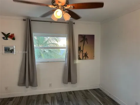 901 S Surf Road Hollywood FL 33019