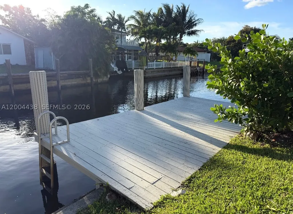 4396 SW 25th Terrace Dania Beach FL 33312