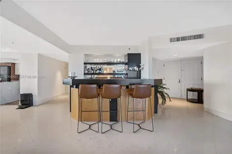 7000 Island Boulevard Aventura FL 33160