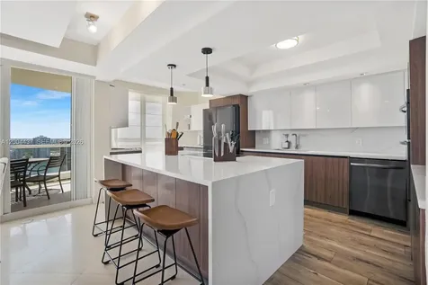7000 Island Boulevard Aventura FL 33160