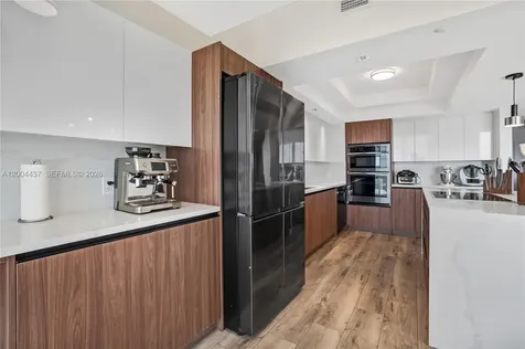 7000 Island Boulevard Aventura FL 33160