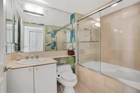 7000 Island Boulevard Aventura FL 33160