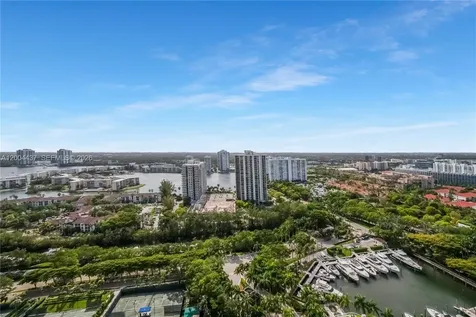 7000 Island Boulevard Aventura FL 33160