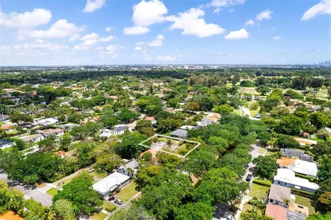 57 N Melrose Drive Miami Springs FL 33166