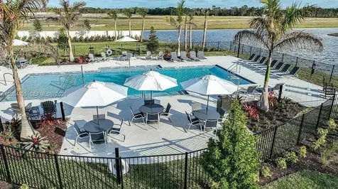 597 SE Ranch Oak Circle Port St. Lucie FL 34984