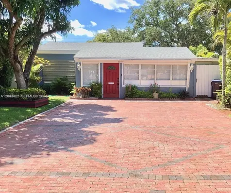 2140 NE 180th Street North Miami Beach FL 33162