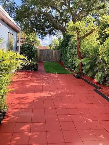 2140 NE 180th Street North Miami Beach FL 33162