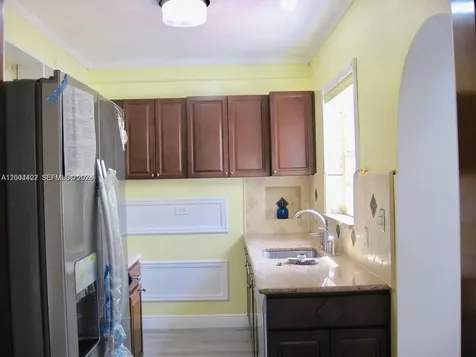 2140 NE 180th Street North Miami Beach FL 33162