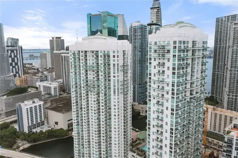 31 SE 5th Street Miami FL 33131