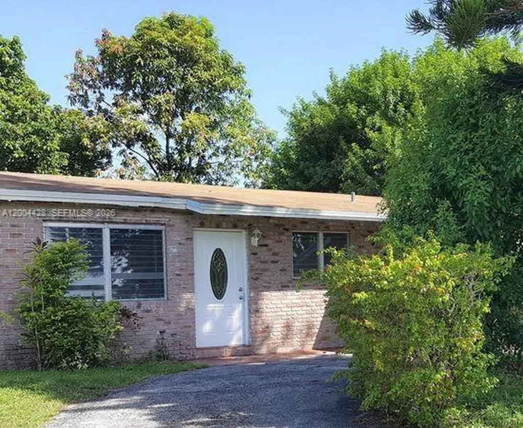 5970 NW 42nd Terrace North Lauderdale FL 33319