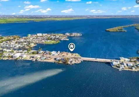 4767 Pine Island Road NW Matlacha FL 33993