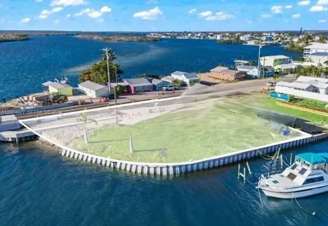 4767 Pine Island Road NW Matlacha FL 33993