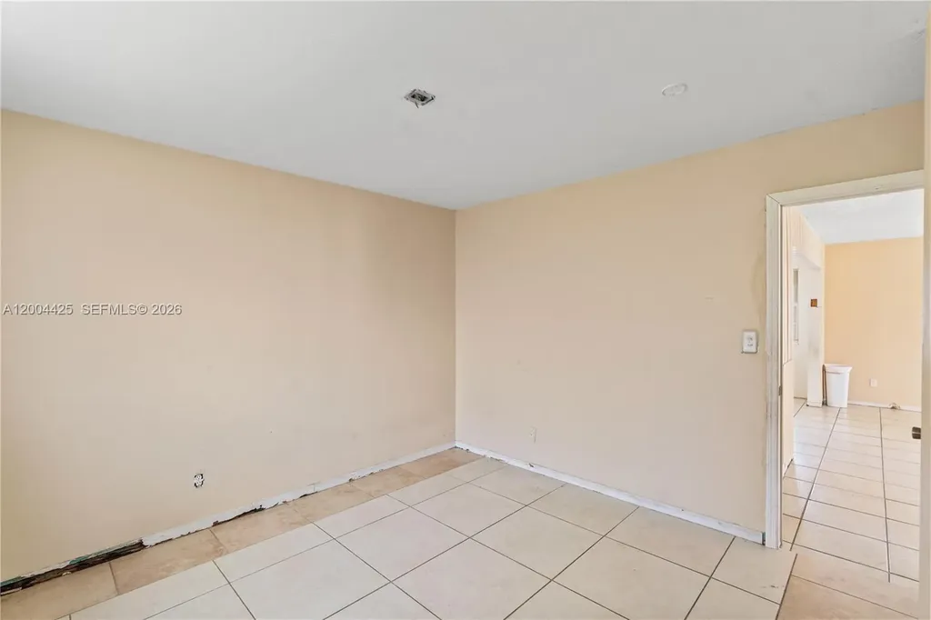 723 NW 15th Terrace Fort Lauderdale FL 33311