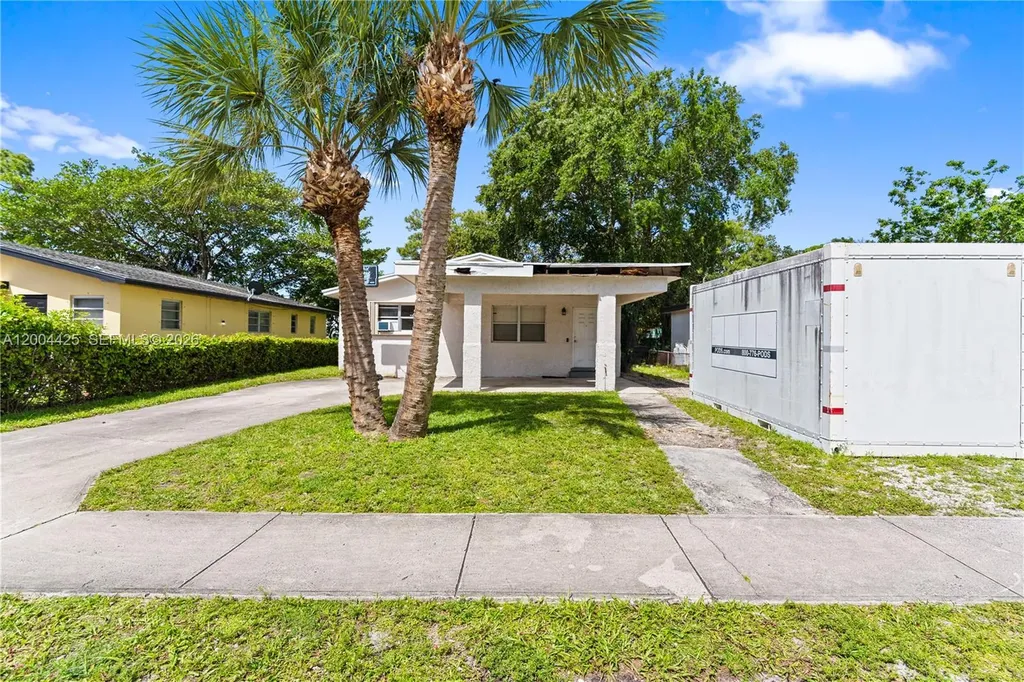 723 NW 15th Terrace Fort Lauderdale FL 33311