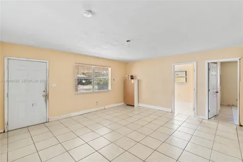 723 NW 15th Terrace Fort Lauderdale FL 33311
