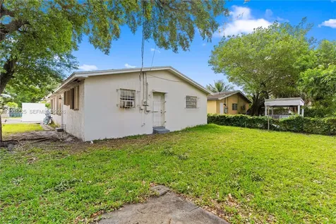 723 NW 15th Terrace Fort Lauderdale FL 33311