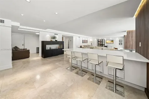 600 Grapetree Drive Key Biscayne FL 33149