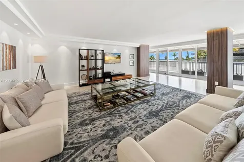 600 Grapetree Drive Key Biscayne FL 33149