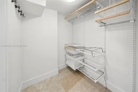 600 Grapetree Drive Key Biscayne FL 33149