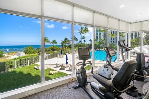 600 Grapetree Drive Key Biscayne FL 33149
