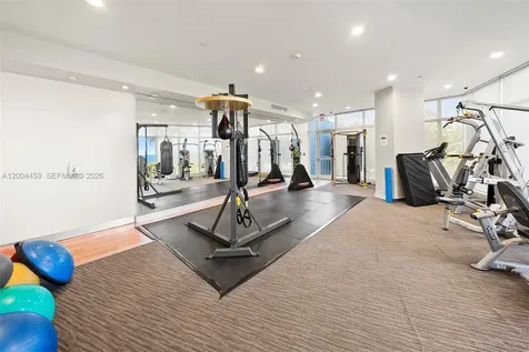 600 Grapetree Drive Key Biscayne FL 33149