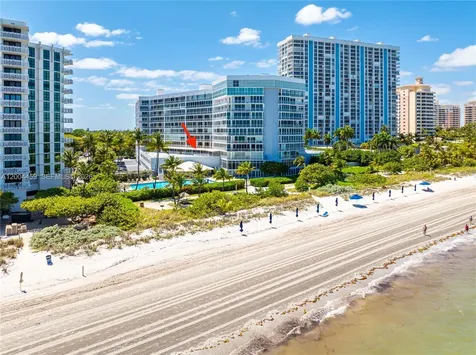 600 Grapetree Drive Key Biscayne FL 33149
