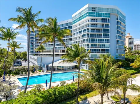 600 Grapetree Drive Key Biscayne FL 33149