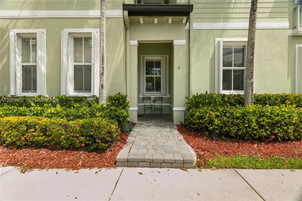 3065 SE 1st Drive Homestead FL 33033