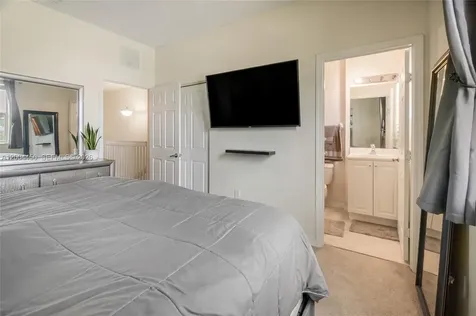 3065 SE 1st Drive Homestead FL 33033