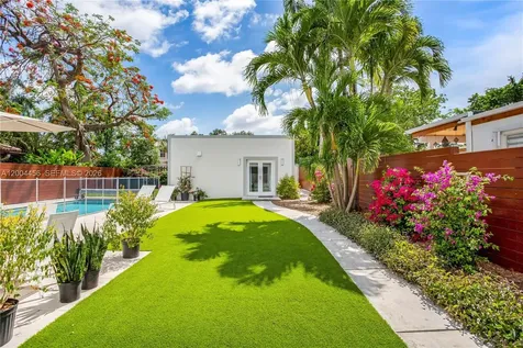 152 SW 20th Road Miami FL 33129