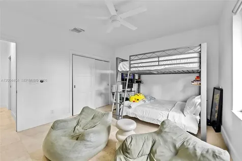 12000 NW 11th Street Plantation FL 33323