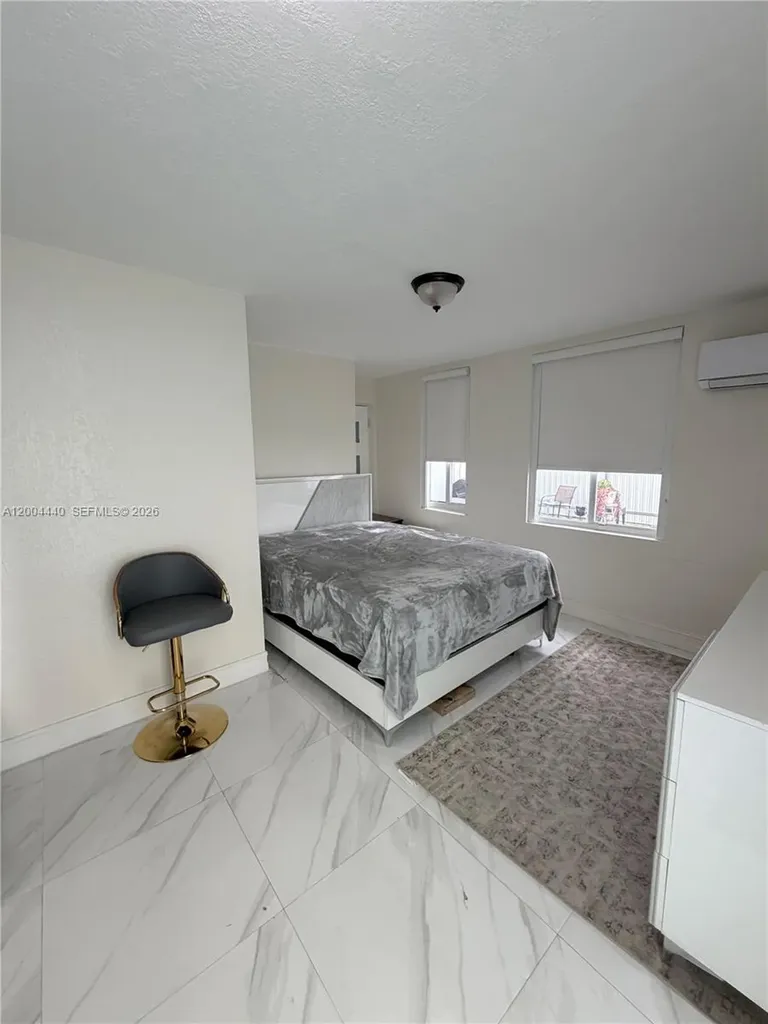 5801 NW 113th Terrace Hialeah FL 33012