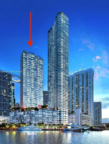 77 SE 5th Street Miami FL 33131