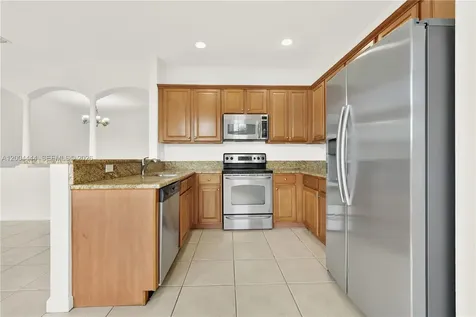 10346 NW 30th Terrace Doral FL 33172