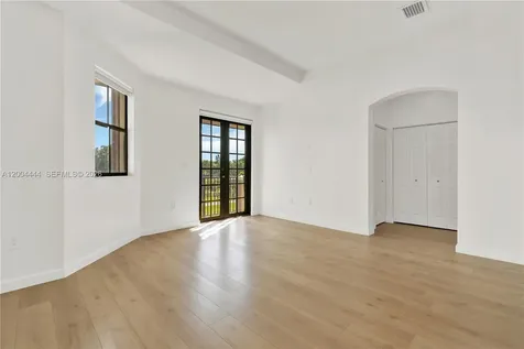 10346 NW 30th Terrace Doral FL 33172